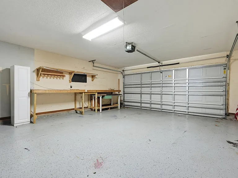 519 Matthew St — Photo 41
