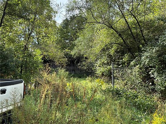 3rd image of 4206 Sortor Dr