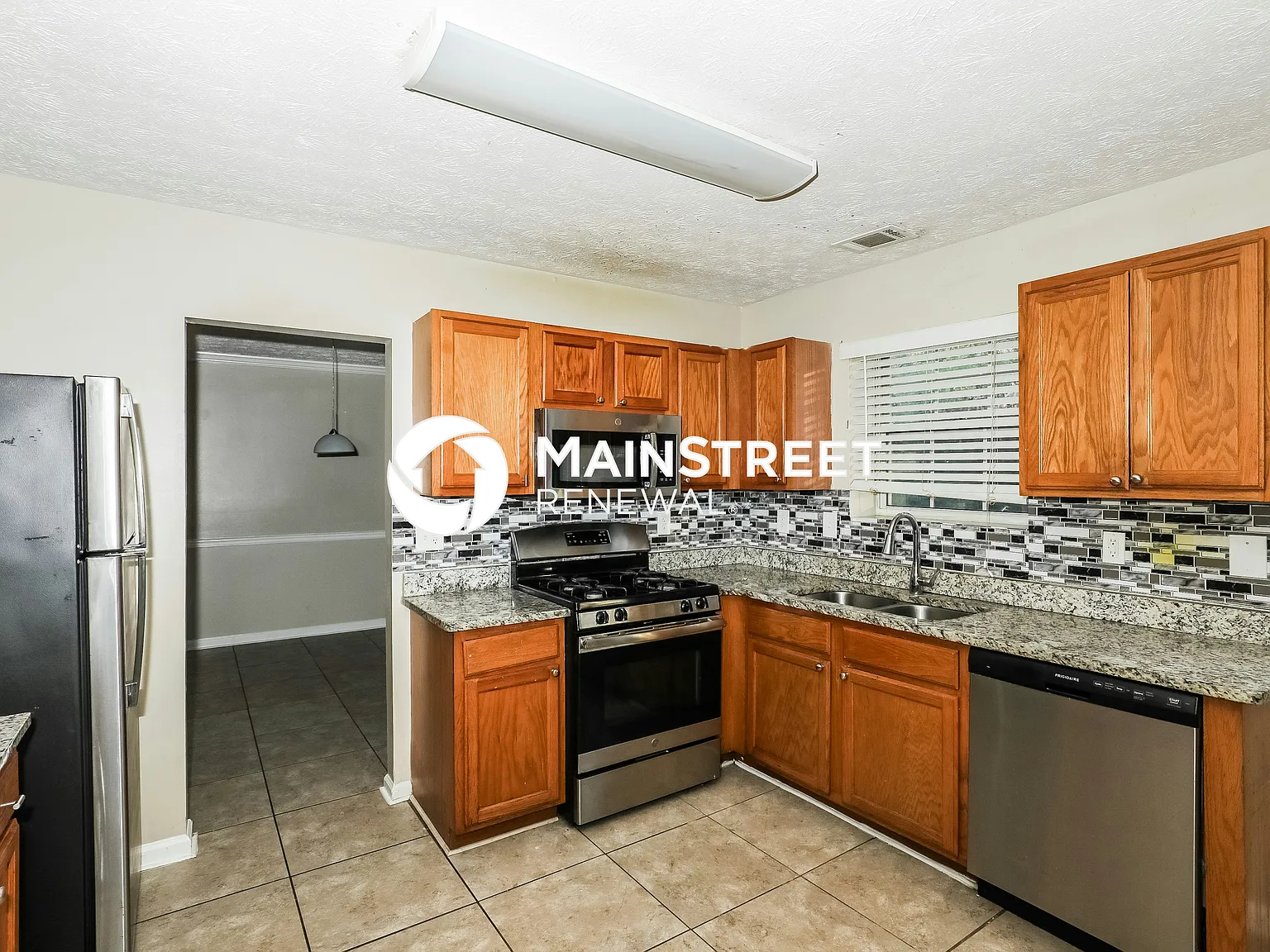 1496 Paladin Ct — Photo 4