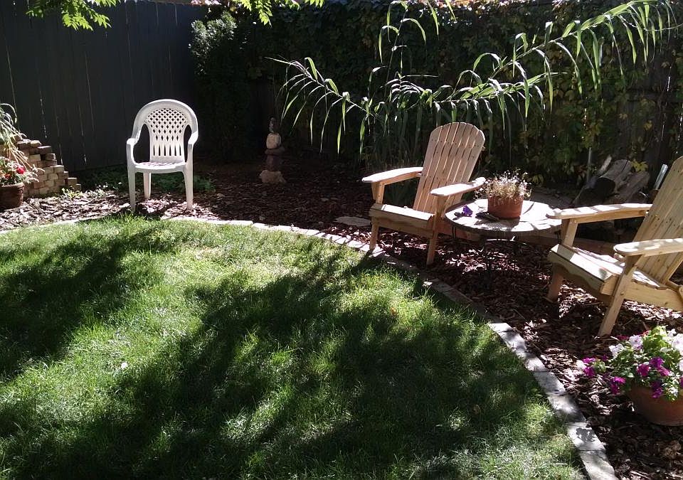 private yard