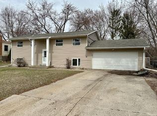 350 16th St NE, Owatonna, MN 55060