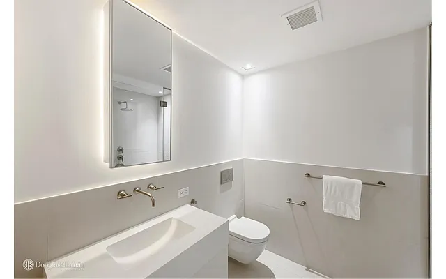Rented by Douglas Elliman | media 14