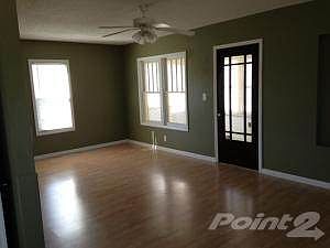 1022NGambleLivingRoom