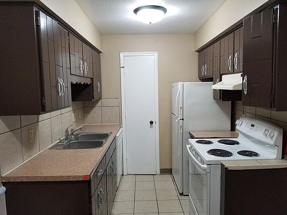 2nd image of 4730 N 61st St