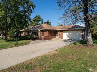 1131 Transit Ave, Roseville, MN 55113