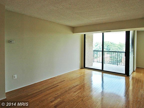 5th image of 4500 S Four Mile Run Dr APT 1233
