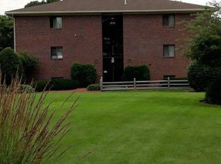 235 Abbott Farm Ln #235, Hudson, NH 03051