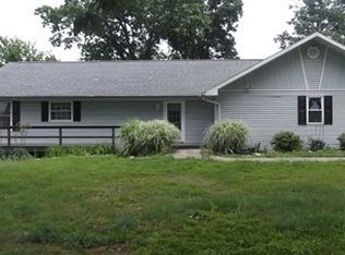 2245 Rainier Ln, Centralia, IL 62801