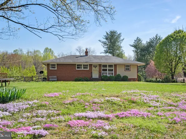 571 Richmond Rd, Amissville, VA 20106