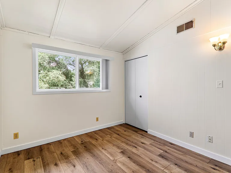 512 S Main St #3 — Photo 18