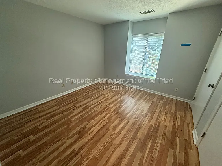 2937 Oaktop Cir — Photo 7