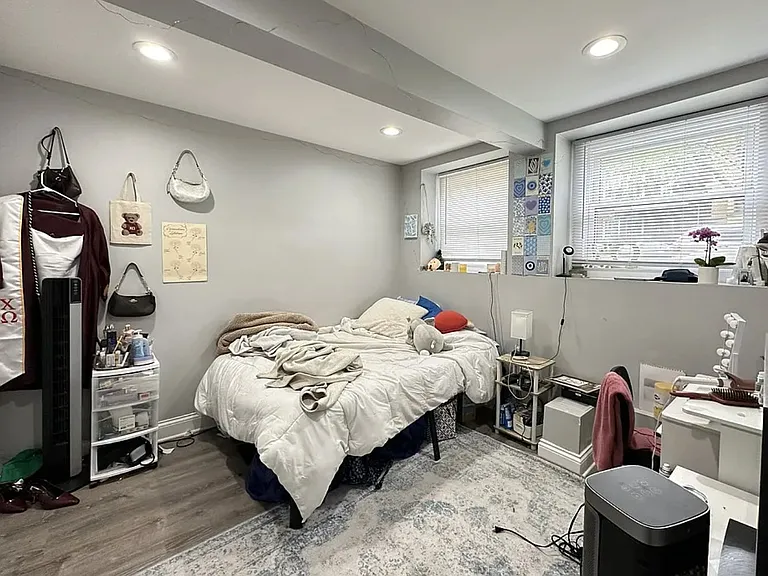 6259 N Lakewood Ave #1 — Photo 5