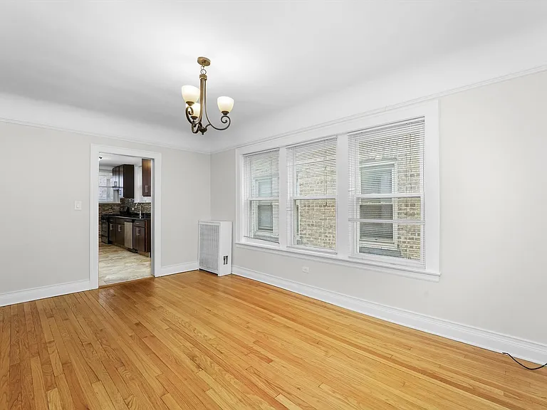 4843 Lee St #3 — Photo 14