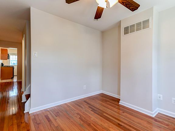 4th image of 2221 E Letterly St