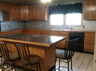 1700 Gail Dr, Marshall, TX 75670