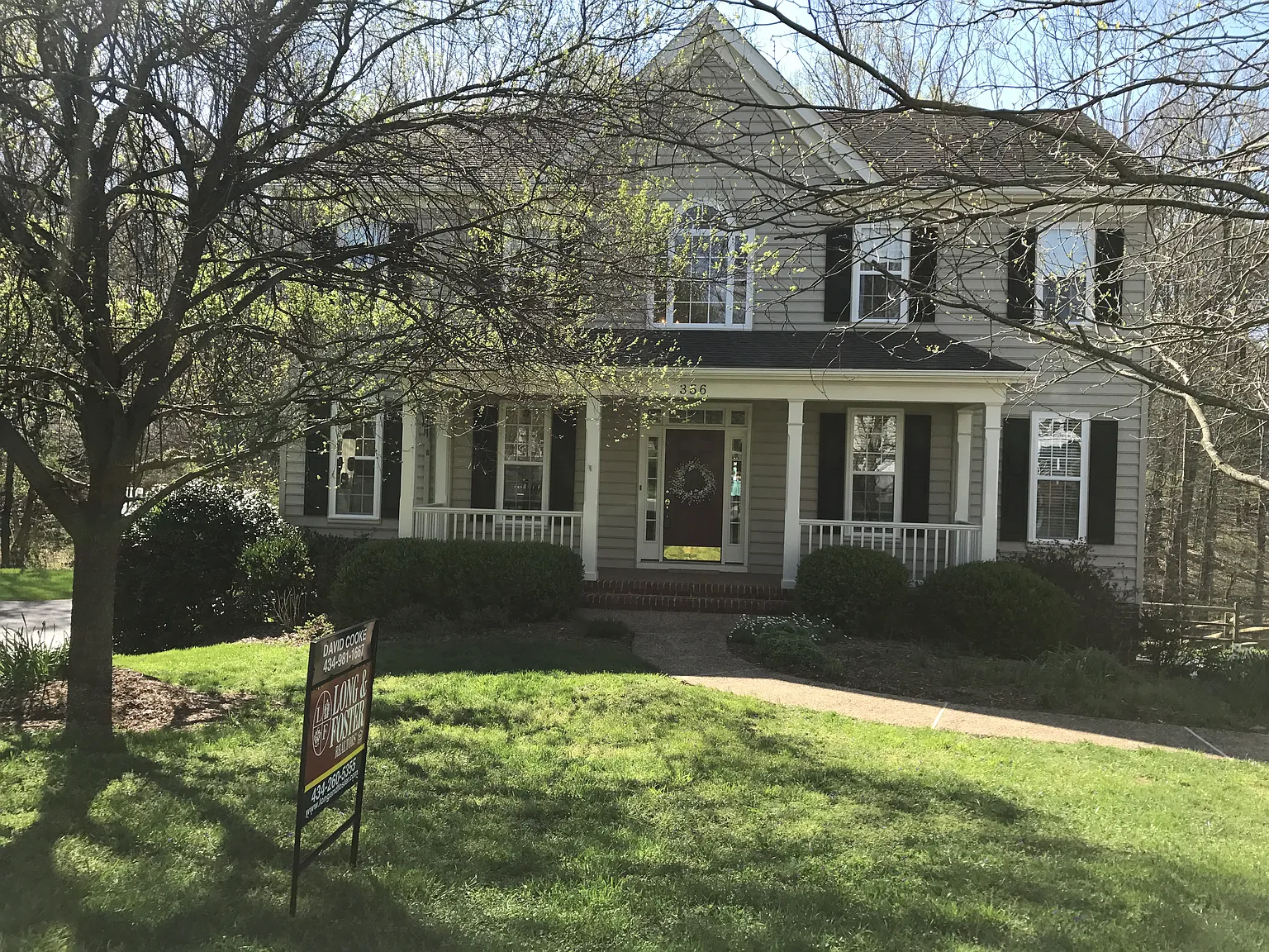 356 Pleasant Pl photo 1