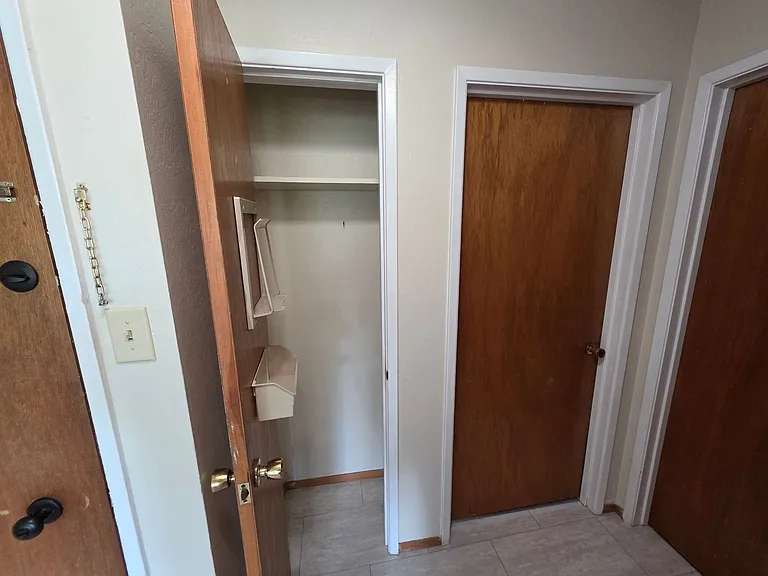 2201-2221 Princeton Dr — Photo 17