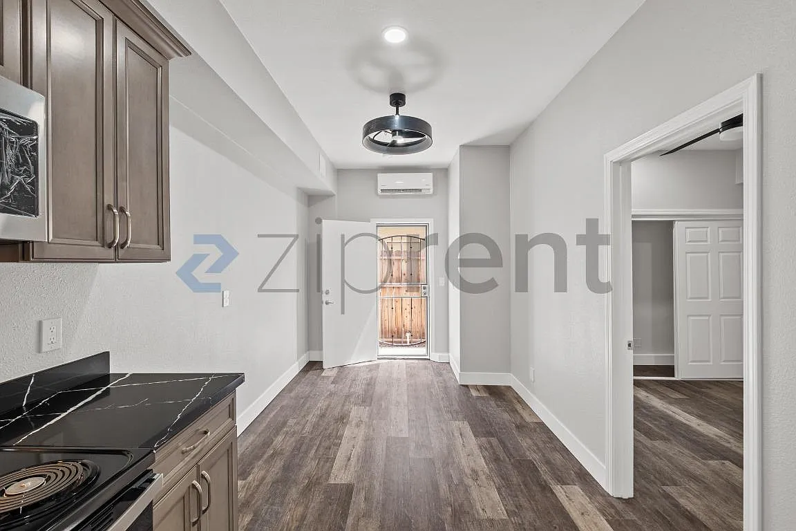 1 bed, 400 sqft, $1,475 — Photo 2