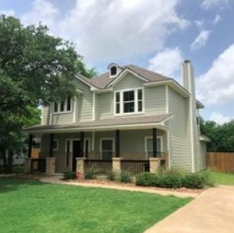 1st image of 303 Gilchrist Ave