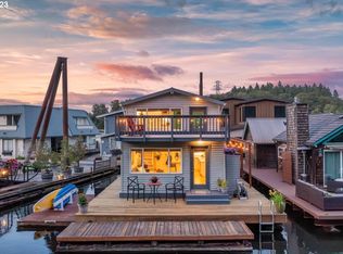 7720 S Macadam Ave #10, Portland, OR 97219