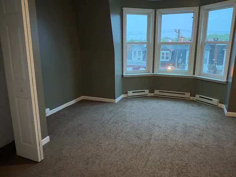 1035 N 10th St #2 — Photo 3