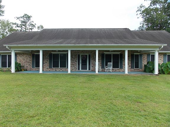 3rd image of 3 Hidden Hills Dr W