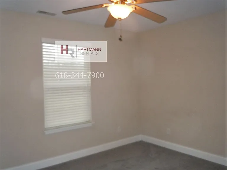 123 W Center St — Photo 7