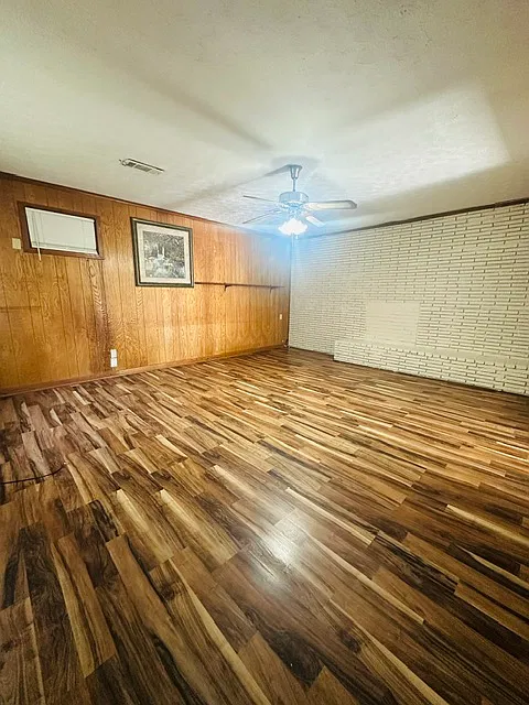 4 bed, 1701 sqft, $1,500 — Photo 2
