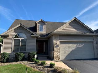 2422 Pebble Creek Ct, Hermitage, PA