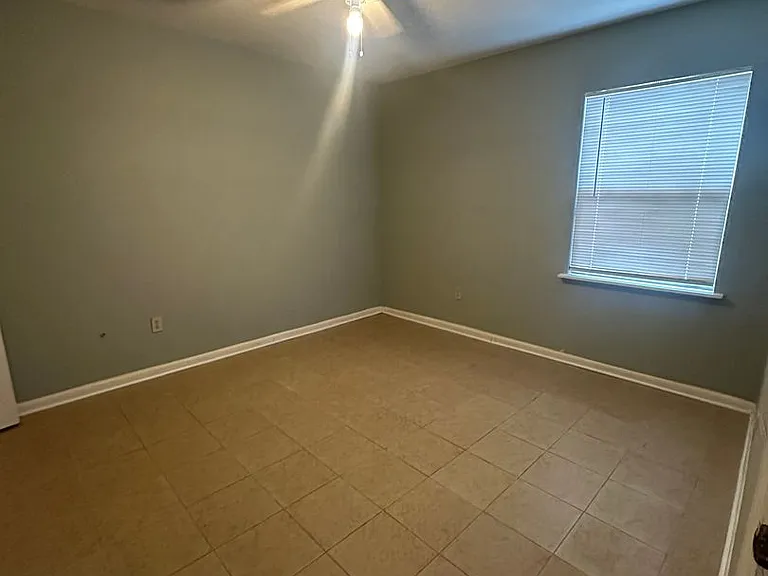 1510 Laurel St — Photo 10