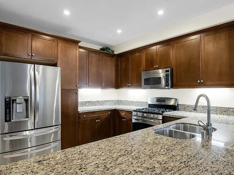 629 Traction Ave #616 — Photo 7
