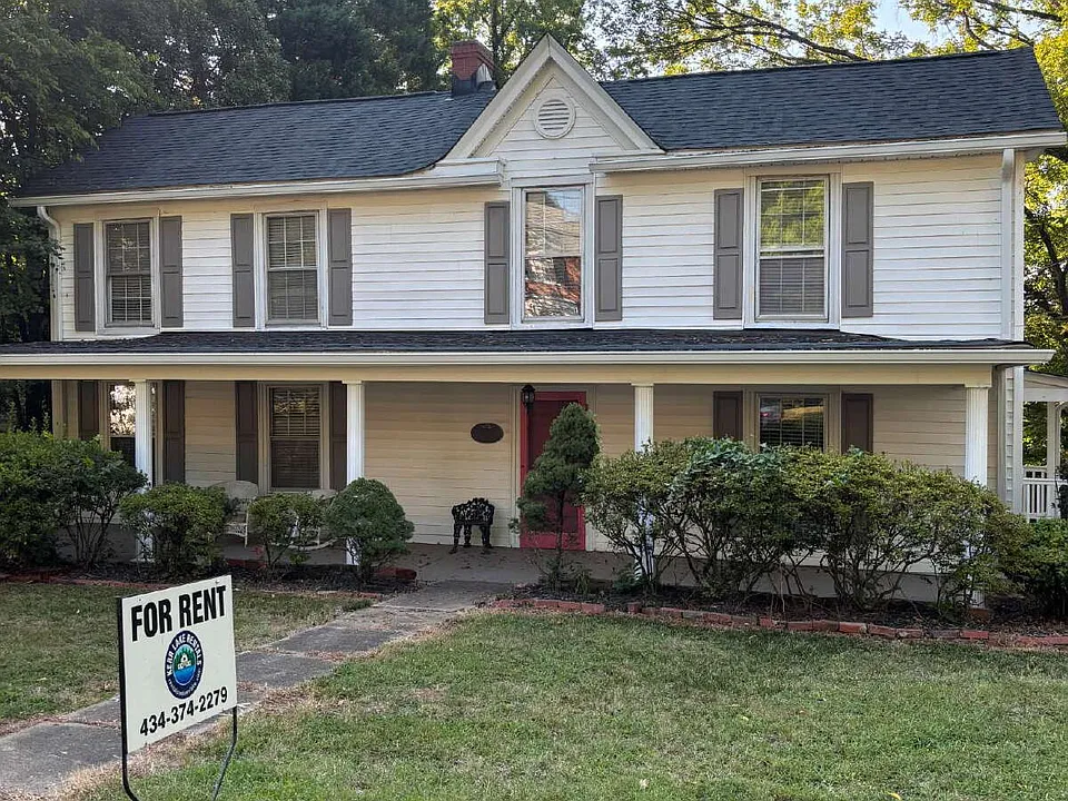 305 Rose Hill Ave