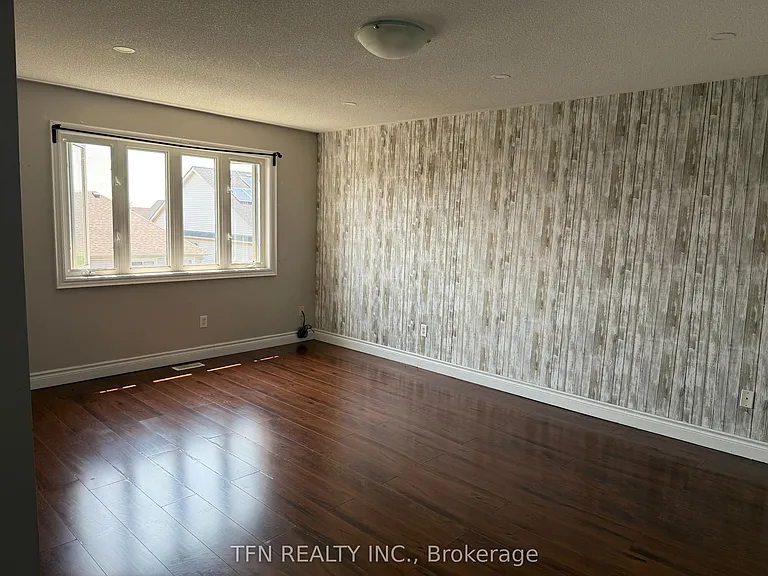 1648 Pennel Dr #UPPER — Photo 28