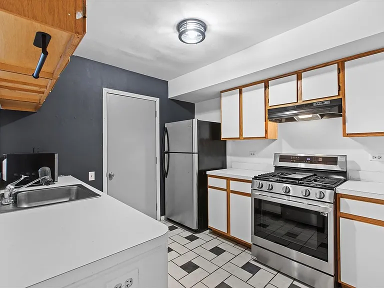 1584 Normantown Rd — Photo 11