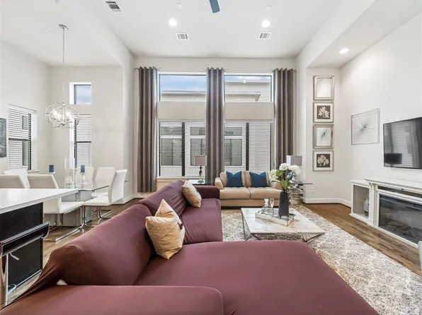 94 N Hutcheson St, Houston, TX 77003