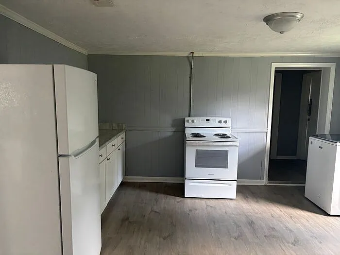 701 Cleveland Ave — Photo 3