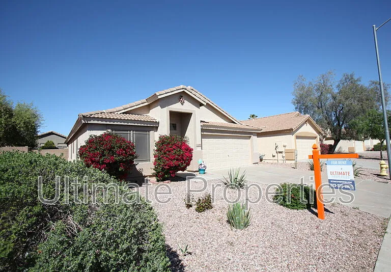 13390 W Watson Ln — Photo 2