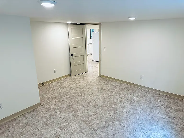 3116 SE Cesar E Chavez Blvd — Photo 5
