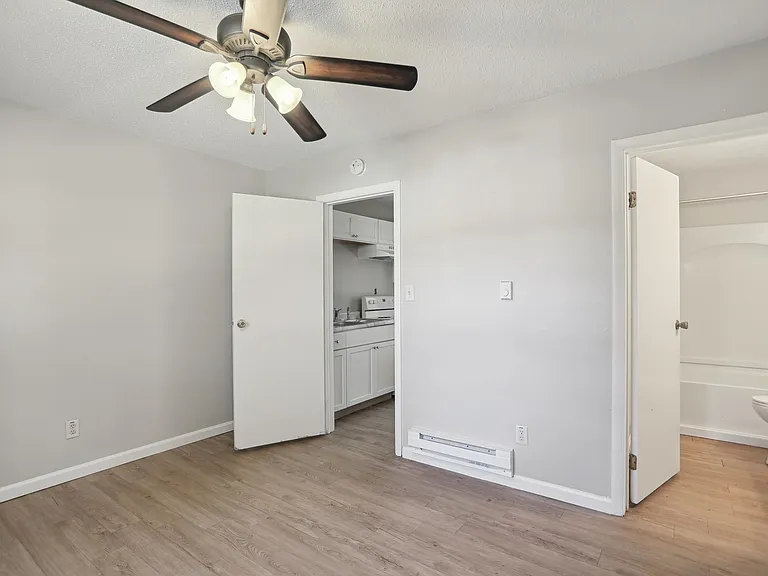 2206 Dale Dr #4 — Photo 11