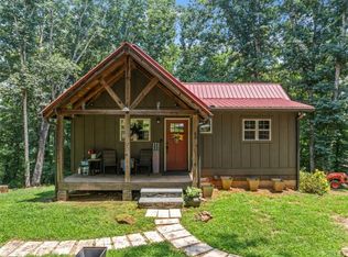88 Old Vineyard Way, Cleveland, GA 30528