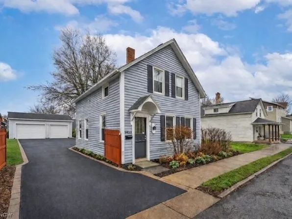 3623 Siam Ave, Cleveland, OH 44113