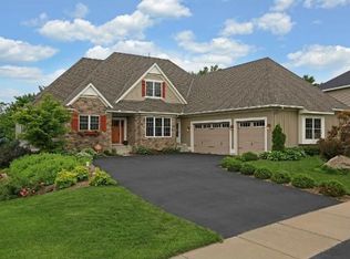 1566 Sparrow Rd, Waconia, MN 55387