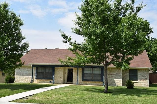 1st image of 3629 Janlyn Ln