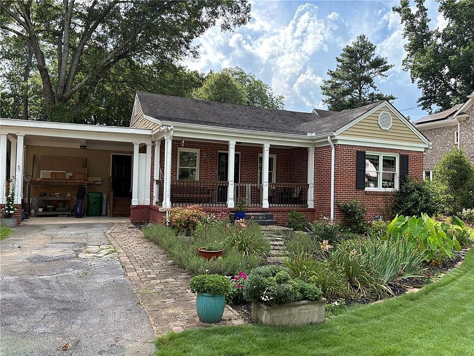 1st image of 1232 Kingsley Cir NE