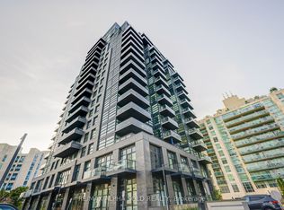 1606 Charles St #1605, Whitby, ON L1N 0P1