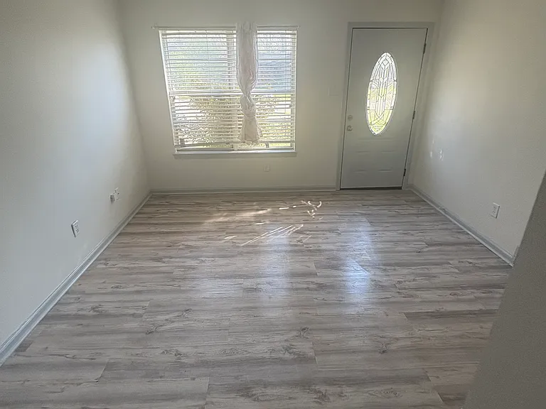 3284 Valley Stream Cv — Photo 6