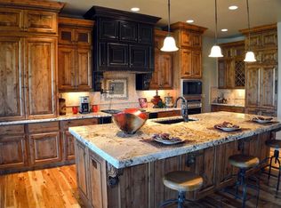 552 E Lake Briar Ln, Eagle, ID 83616