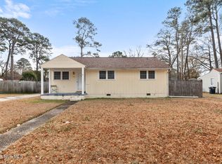 510 Nelson Dr, Jacksonville, NC 28540