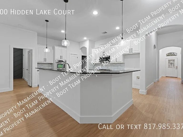 400 Hidden Lake Ct — Photo 25