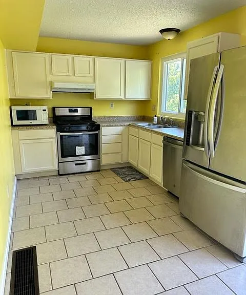 1725 Dandridge Ln — Photo 16